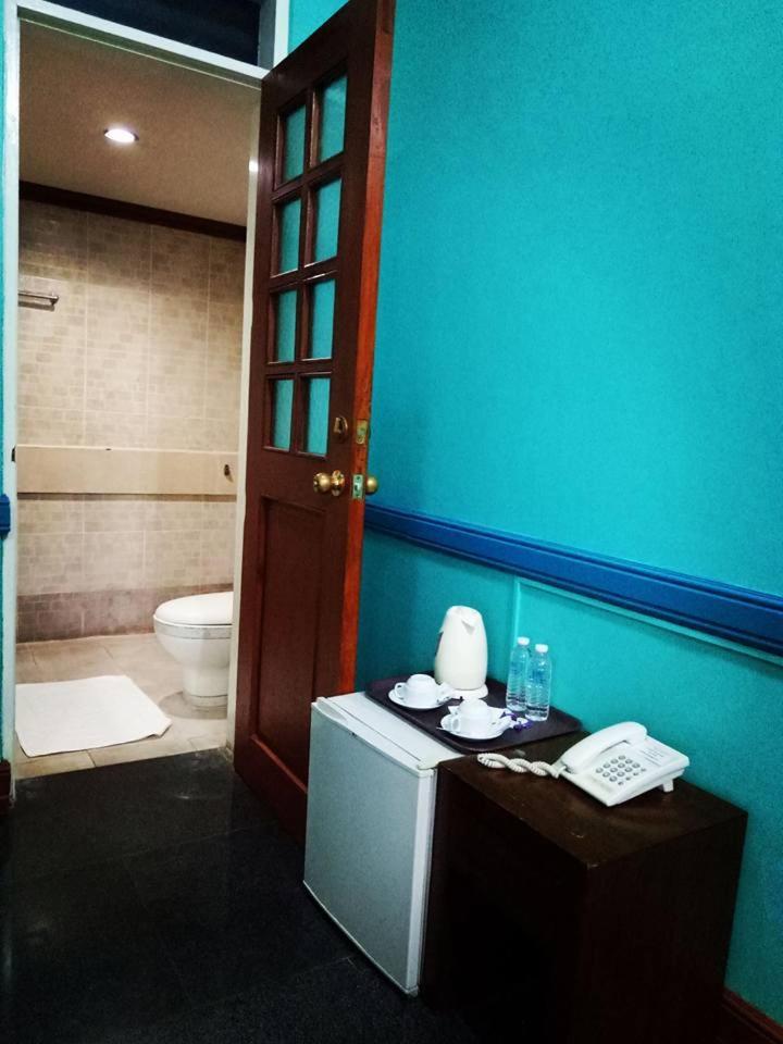 Villa Jhoana Resort Angono Room photo