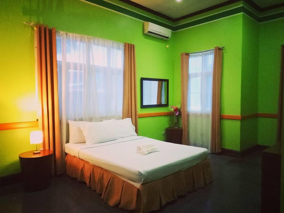 Villa Jhoana Resort Angono Exterior photo